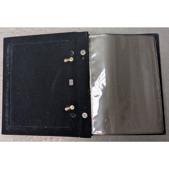 Burnes Of Boston Mini Max Photo Album 4x6 Silvertone Metal Frame Velour Cover - Picture 2 of 11